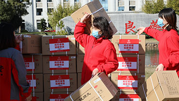 为战“疫”一线加油，冰球突破880爆分视频防疫物资发往武汉！