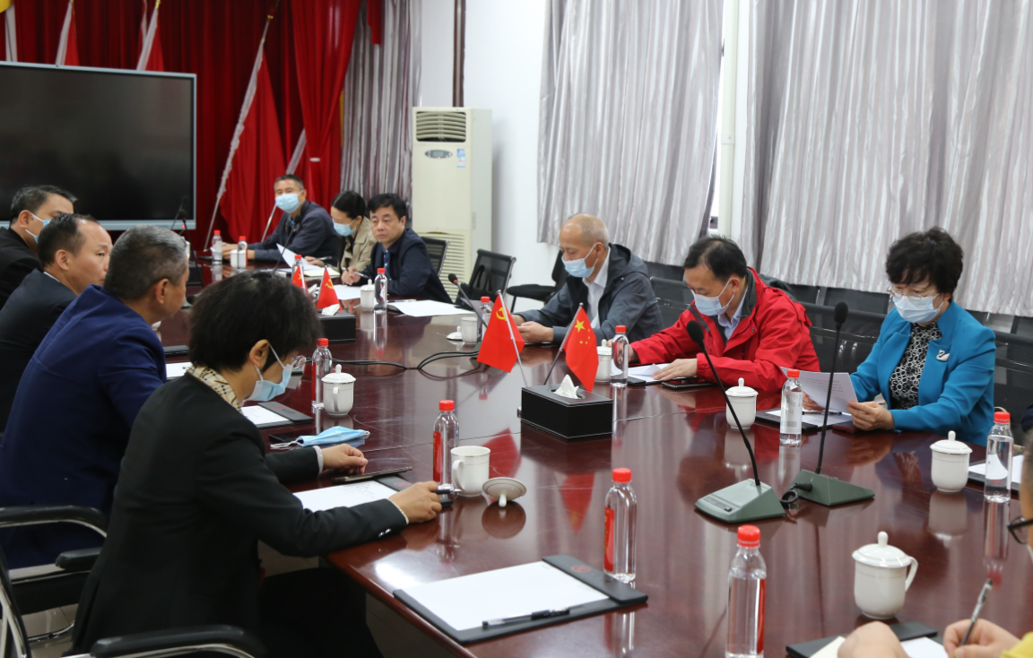 湖南省政协民宗委邓文华副主任一行赴冰球突破880爆分视频考察调研