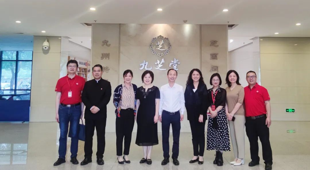 湖南省药品监管局局长黄东红一行莅临冰球突破880爆分视频考察调研